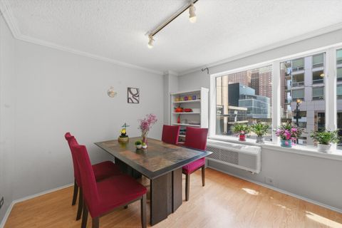Tiny photo for 801 S Plymouth Court #203, Chicago, IL 60605 (MLS # 12618150)