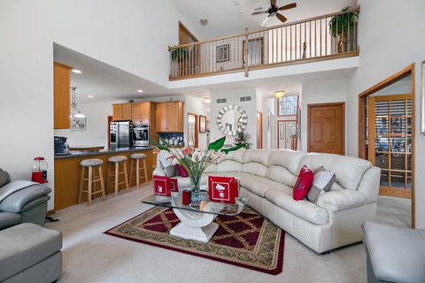 Tiny photo for 321 Royal Oak Drive, Steger, IL 60475 (MLS # 12617815)