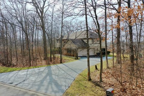 Tiny photo for 321 Royal Oak Drive, Steger, IL 60475 (MLS # 12617815)