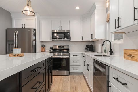 Tiny photo for 178 W Otto Drive, New Lenox, IL 60451 (MLS # 12611948)