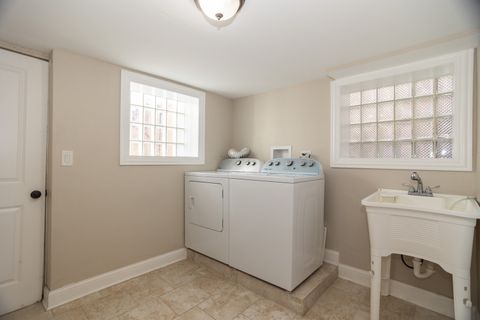 Tiny photo for 3307 N Nottingham Avenue, Chicago, IL 60634 (MLS # 12514889)