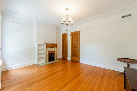 Tiny photo for 5403 S Greenwood Avenue, Chicago, IL 60615 (MLS # 12697117)