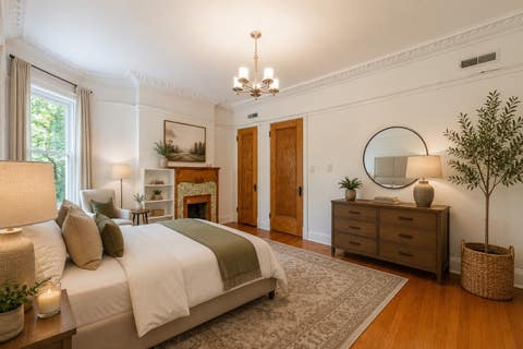 Tiny photo for 5403 S Greenwood Avenue, Chicago, IL 60615 (MLS # 12697117)