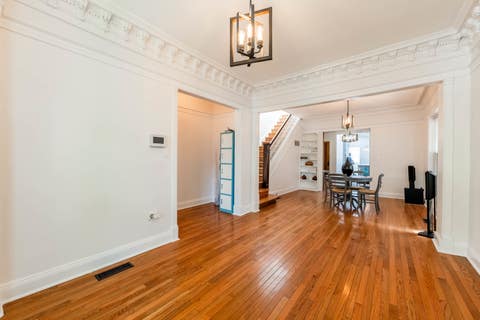 Tiny photo for 5403 S Greenwood Avenue, Chicago, IL 60615 (MLS # 12697117)