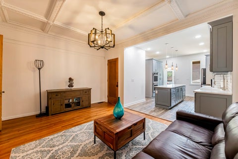 Tiny photo for 5403 S Greenwood Avenue, Chicago, IL 60615 (MLS # 12697117)
