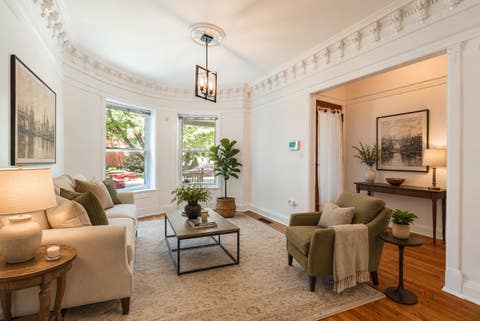 Tiny photo for 5403 S Greenwood Avenue, Chicago, IL 60615 (MLS # 12697117)