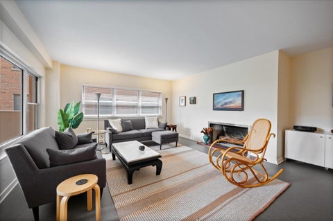 Tiny photo for 1508 Hinman Avenue #6C, Evanston, IL 60201 (MLS # 12775457)