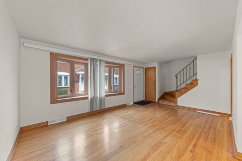 Tiny photo for 509 Barnsdale Road #C, La Grange Park, IL 60526 (MLS # 12539331)