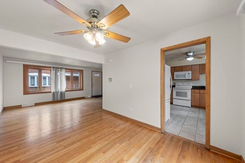 Tiny photo for 509 Barnsdale Road #C, La Grange Park, IL 60526 (MLS # 12539331)