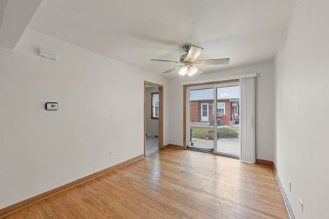 Tiny photo for 509 Barnsdale Road #C, La Grange Park, IL 60526 (MLS # 12539331)