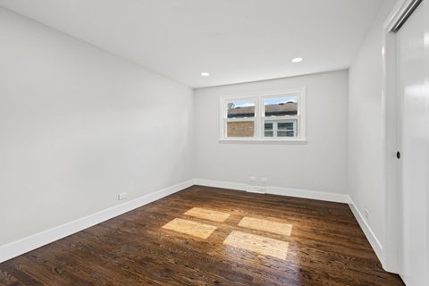 Tiny photo for 17700 70th Court, Tinley Park, IL 60477 (MLS # 12490156)