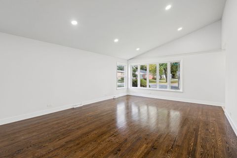 Tiny photo for 17700 70th Court, Tinley Park, IL 60477 (MLS # 12490156)