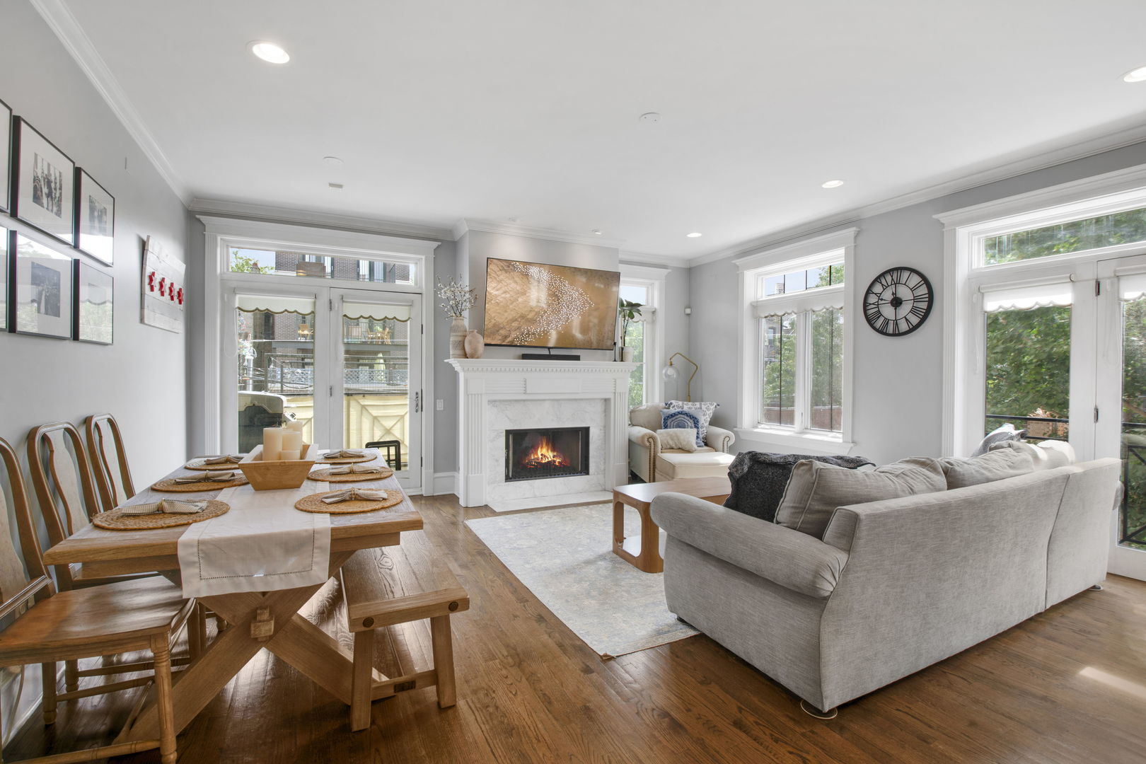 1503 N Mohawk Street 2E
