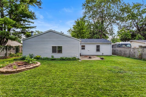 Tiny photo for 1301 Westfield Drive, Champaign, IL 61821 (MLS # 12718312)