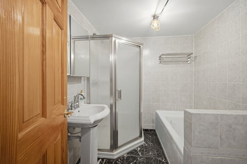Tiny photo for 9603 Merton Avenue, Oak Lawn, IL 60453 (MLS # 12686389)