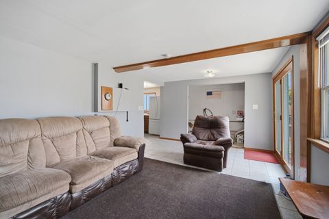 Tiny photo for 9603 Merton Avenue, Oak Lawn, IL 60453 (MLS # 12686389)