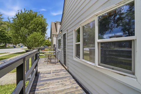Tiny photo for 9603 Merton Avenue, Oak Lawn, IL 60453 (MLS # 12686389)