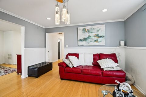 Tiny photo for 406 Oak Street #1E, Maywood, IL 60153 (MLS # 12485424)