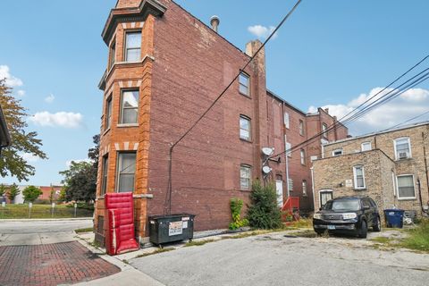Tiny photo for 406 Oak Street #1E, Maywood, IL 60153 (MLS # 12485424)
