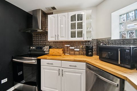 Tiny photo for 406 Oak Street #1E, Maywood, IL 60153 (MLS # 12485424)