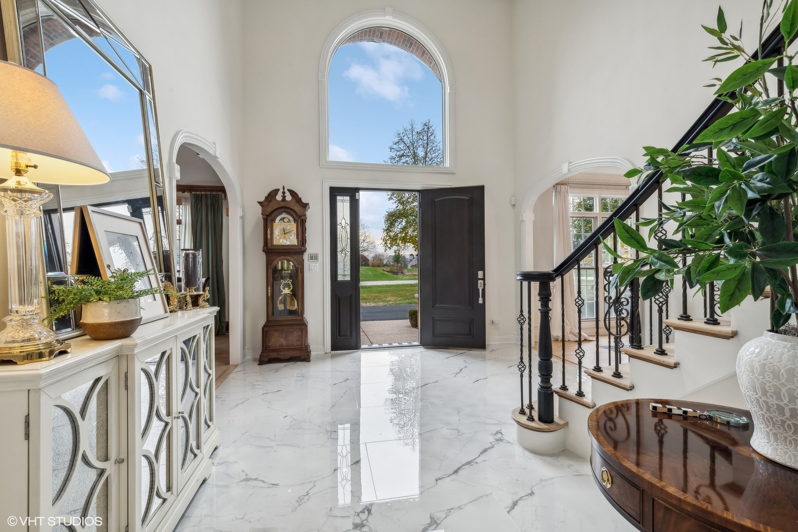 1100 Glencrest Drive