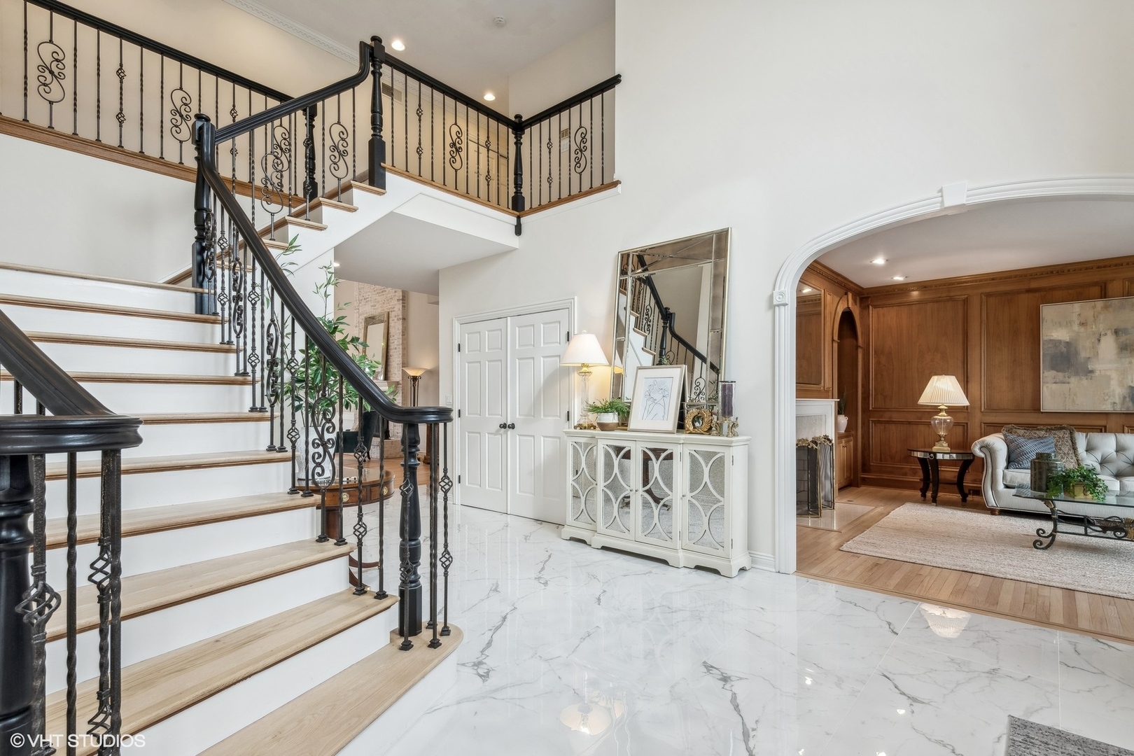 1100 Glencrest Drive