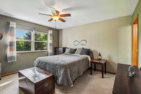 Tiny photo for 256 Meadows Drive, Sugar Grove, IL 60554 (MLS # 12757482)