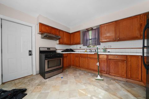 Tiny photo for 15218 TURLINGTON Avenue, Harvey, IL 60426 (MLS # 12499827)