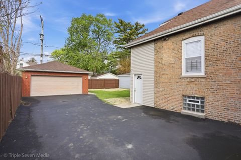 Tiny photo for 11326 S Parnell Avenue, Chicago, IL 60628 (MLS # 12626530)