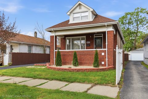 Tiny photo for 11326 S Parnell Avenue, Chicago, IL 60628 (MLS # 12626530)
