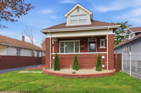 Tiny photo for 11326 S Parnell Avenue, Chicago, IL 60628 (MLS # 12626530)