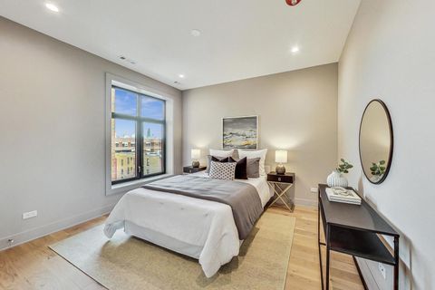 Tiny photo for 1317 N Western Avenue #503, Chicago, IL 60622 (MLS # 12551923)