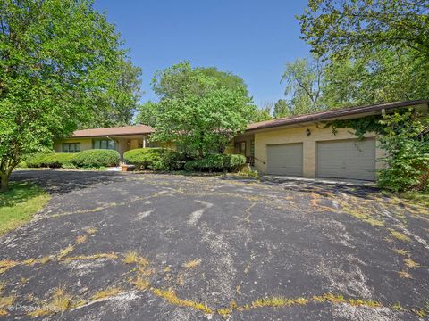 A home in Burr Ridge