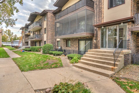 Tiny photo for 13515 Le Claire Avenue #58, Crestwood, IL 60418 (MLS # 12779285)