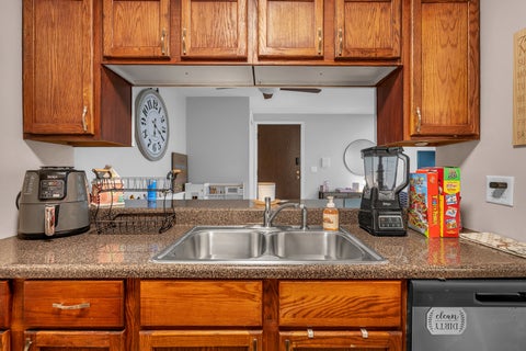 Tiny photo for 13515 Le Claire Avenue #58, Crestwood, IL 60418 (MLS # 12779285)