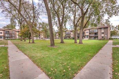 Tiny photo for 13515 Le Claire Avenue #58, Crestwood, IL 60418 (MLS # 12779285)