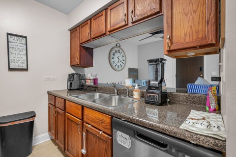 Tiny photo for 13515 Le Claire Avenue #58, Crestwood, IL 60418 (MLS # 12779285)