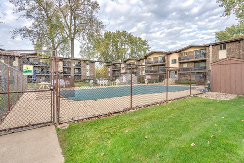 Tiny photo for 13515 Le Claire Avenue #58, Crestwood, IL 60418 (MLS # 12779285)