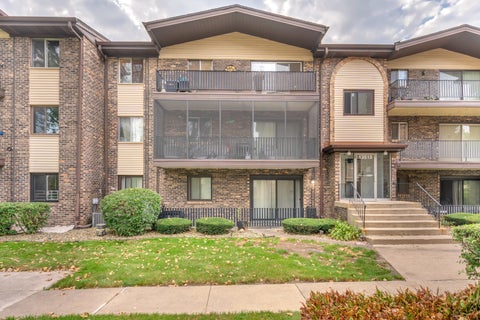Tiny photo for 13515 Le Claire Avenue #58, Crestwood, IL 60418 (MLS # 12779285)