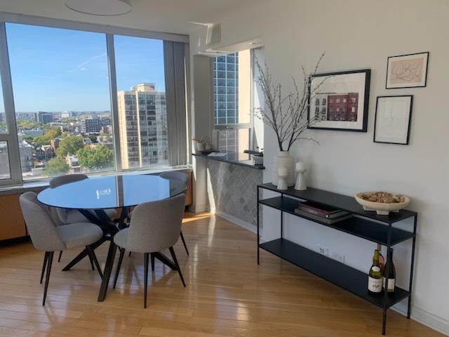 70 W Burton Place 1807