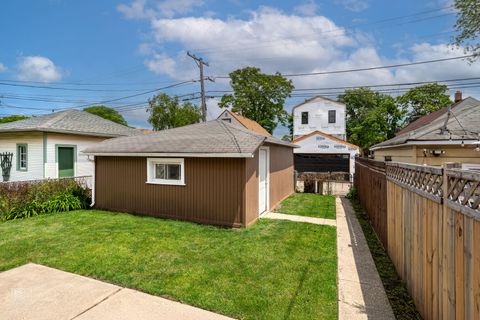 Tiny photo for 1521 Gunderson Avenue, Berwyn, IL 60402 (MLS # 12457795)
