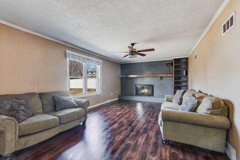 Tiny photo for 805 S RAVEN Road, Shorewood, IL 60404 (MLS # 12569722)