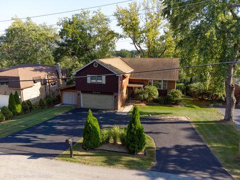 Tiny photo for 11307 German Church Road, Willow Springs, IL 60480 (MLS # 12496740)