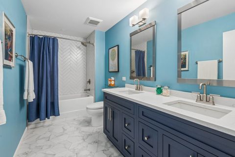 Tiny photo for 1801 W Larchmont Avenue #404, Chicago, IL 60613 (MLS # 12652499)