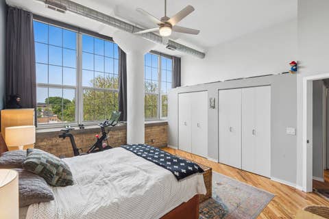 Tiny photo for 1801 W Larchmont Avenue #404, Chicago, IL 60613 (MLS # 12652499)