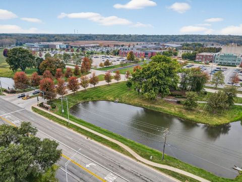 Tiny photo for 11104 W Cove Circle #2B, Palos Hills, IL 60465 (MLS # 12501290)