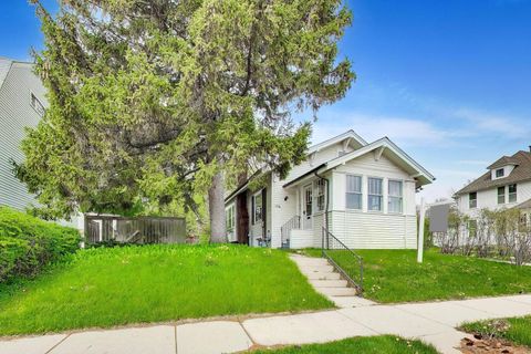 Tiny photo for 114 Applebee Street, Barrington, IL 60010 (MLS # 12488951)