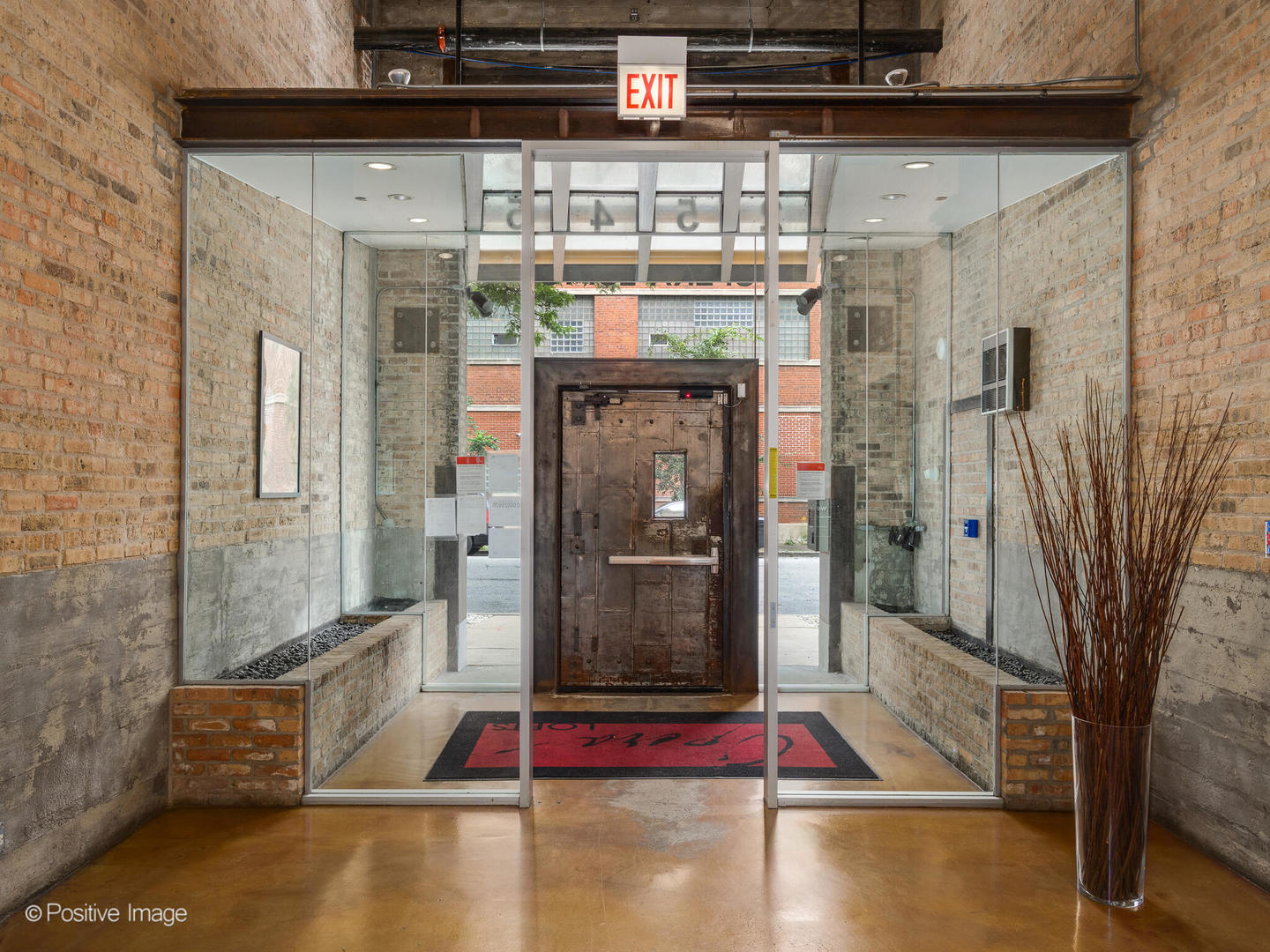 2545 S Dearborn Street 611