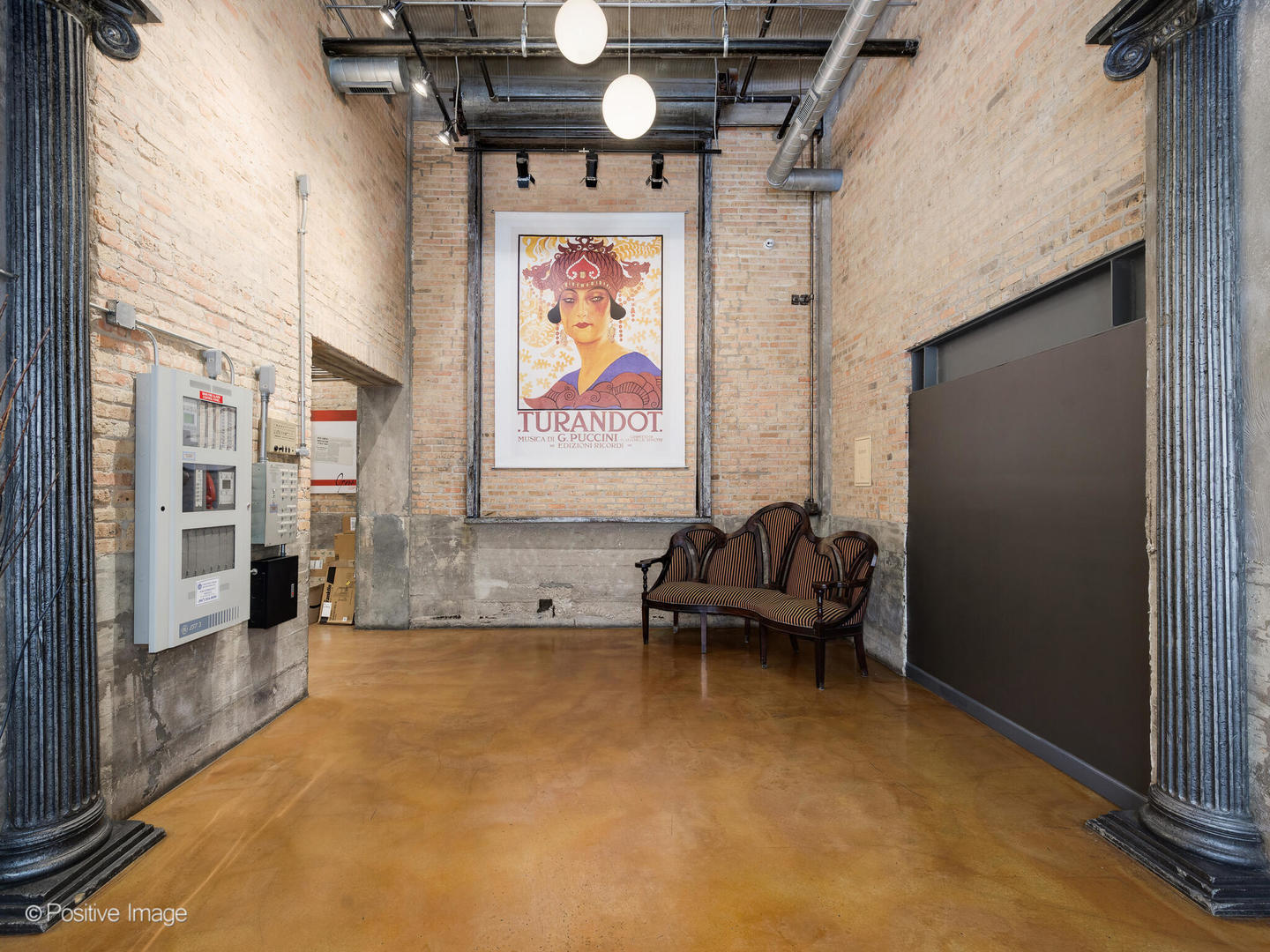 2545 S Dearborn Street 611