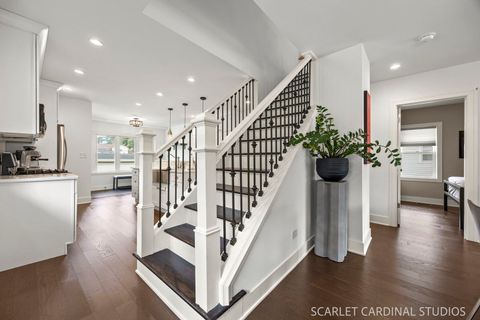 Tiny photo for 226 S Lombard Avenue, Lombard, IL 60148 (MLS # 12670892)
